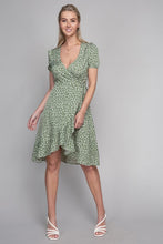 Load image into Gallery viewer, Floral Print  Wrap Dress
