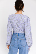 Load image into Gallery viewer, PUFF SLEEVE LACE UP V-NECK TOP
