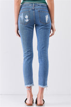 Lataa kuva Galleria-katseluun, Ripped Destroyed Low-Mid Rise Denim Jeans
