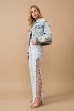 Lataa kuva Galleria-katseluun, Cut Out At Side w/ Jewel Trim Stretch Denim Jeans
