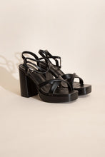 Load image into Gallery viewer, CROSS ANKLE STRAP HEELS
