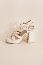 Load image into Gallery viewer, CROSS ANKLE STRAP HEELS
