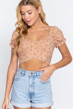 Load image into Gallery viewer, Short Slv Print Crop Woven Top
