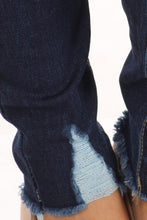 Indlæs billede til gallerivisning Frayed Ankle Denim Jeans
